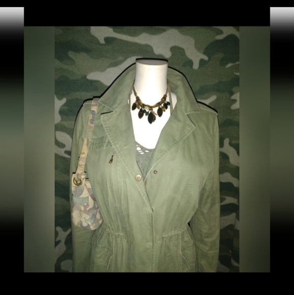 "Mo : Vint" Green 3/4 Jacket - Picture 4 of 16